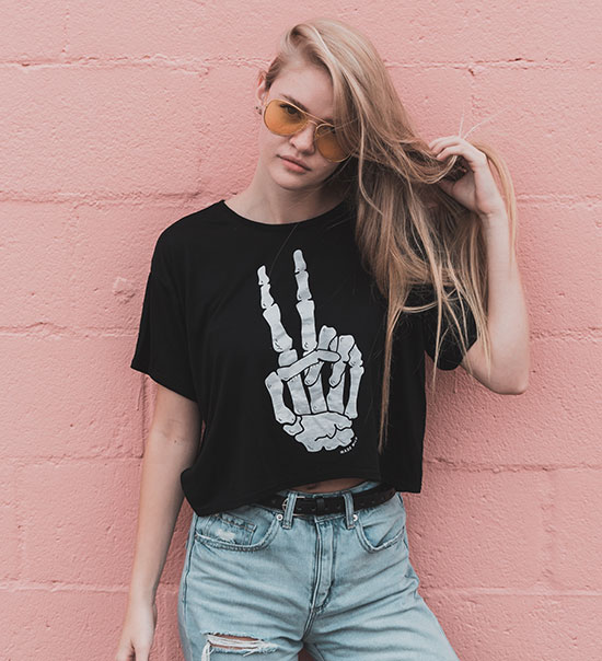 black t-shirt for girls